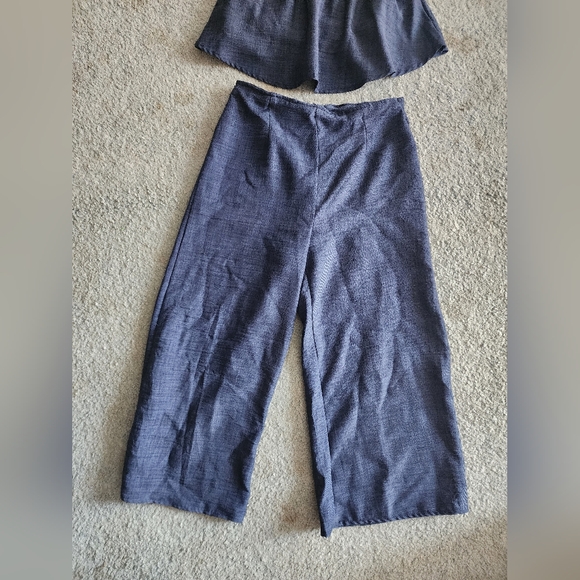 Like New Blue Blush Brand Navy Crop Size S + Pant Size M Set - Picture 2 of 12